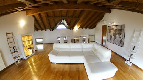 Donizetti Royal rooms guesthouse and Attic apartment