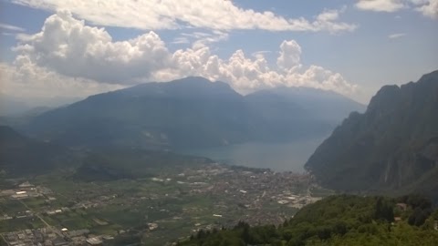 Appartamento-Vacanze Laghi di Tenno e Garda