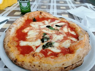 Pizzeria e Cucina