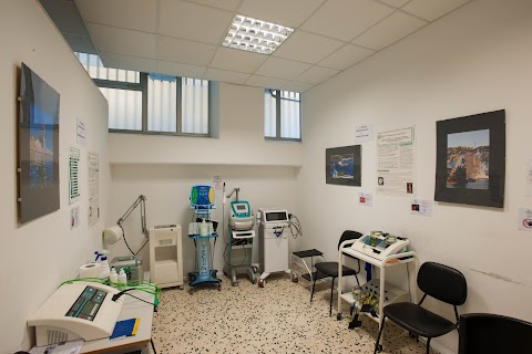 CRTF Centro di Radiologia e Terapia Fisica - Poliambulatorio - FisioKinesiTerapia - Fisioterapia