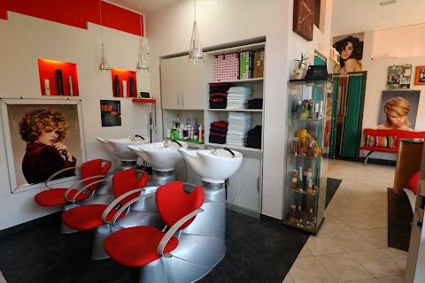 Parrucchiere i2 Hair Beauty Center