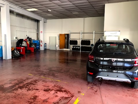 Concessionaria 100 AUTO Service Officina Autorizzata