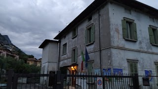 Scuola Elementare di Branico