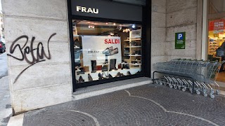 Frau Roma