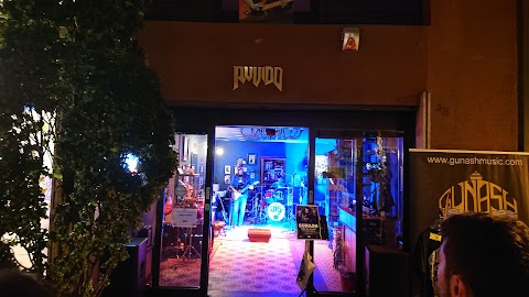 Ruvido Barber Rock Club - Barbiere a Padova