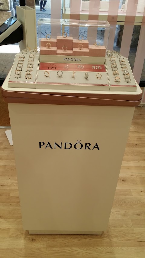 Pandora