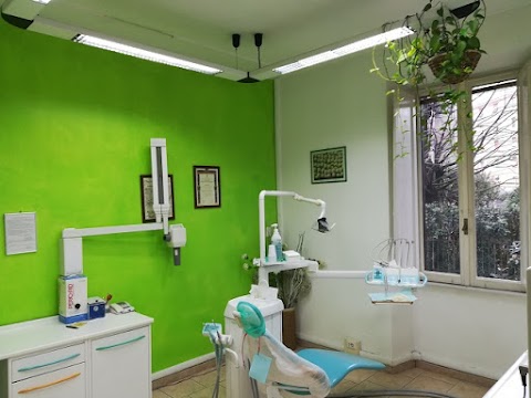 Studio Odontoiatrico Maggi Dr. Luigi - Dentista Roma