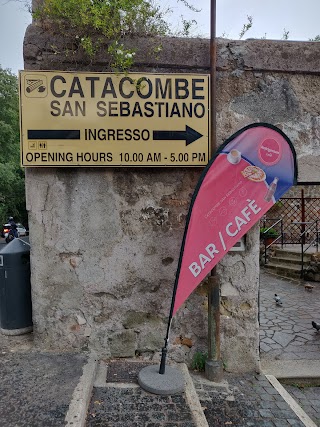 Catacombe San Sebastino Bar/Cafe