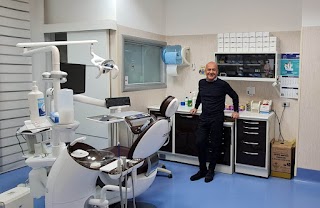 Dott. Giuseppe Annarumma Odontoiatra