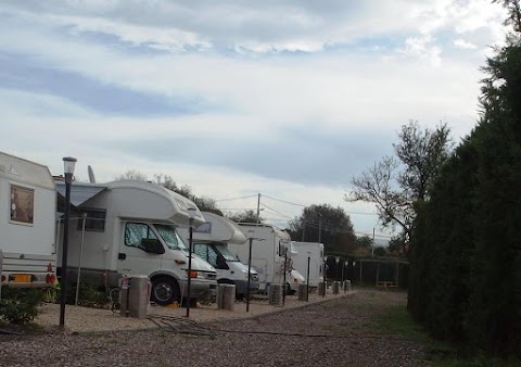 AgriCamping Stone Vesuvio - Area Sosta Camper e Caravan