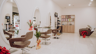 CAVALIERE EXCLUSIVE HAIR SALON