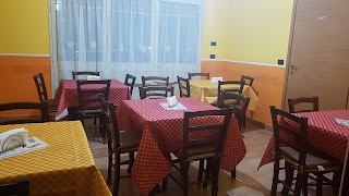 Pizzeria Panineria Tricche E Ballacche