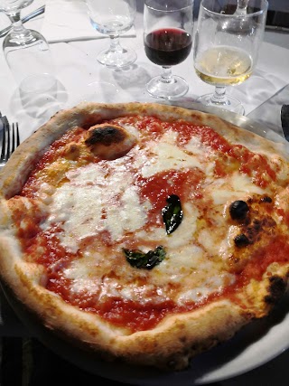 La Locanda degli Artisti - Ristopescheria Pizzeria