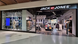 JACK & JONES