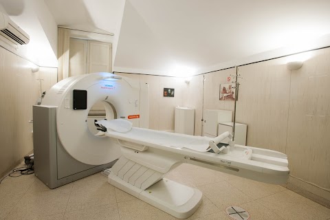 CRTF Centro di Radiologia e Terapia Fisica - Sede Diagnostica per Immagini - Fisioterapia - Analisi Cliniche