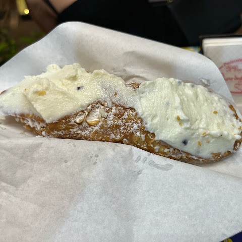 Il Vero Cannolo di Piana degli Albanesi