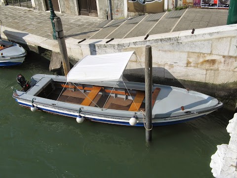 Noleggio Barche Brussa Is Boat