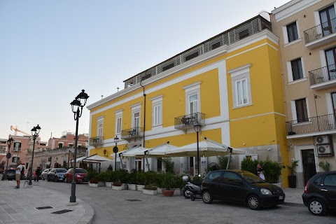 Palazzo Bonomi
