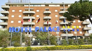 Hotel Palace 2000