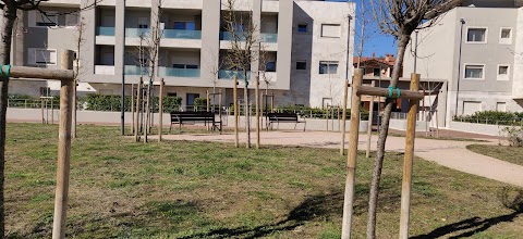 Parco con area giochi