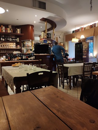 Bar Enoteca Fior Di Vite Di Bensoni Rosita