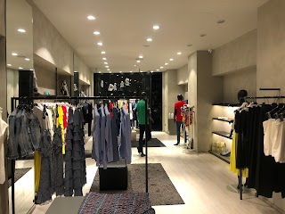 Kulto Boutique Di Naomi Giuffrida