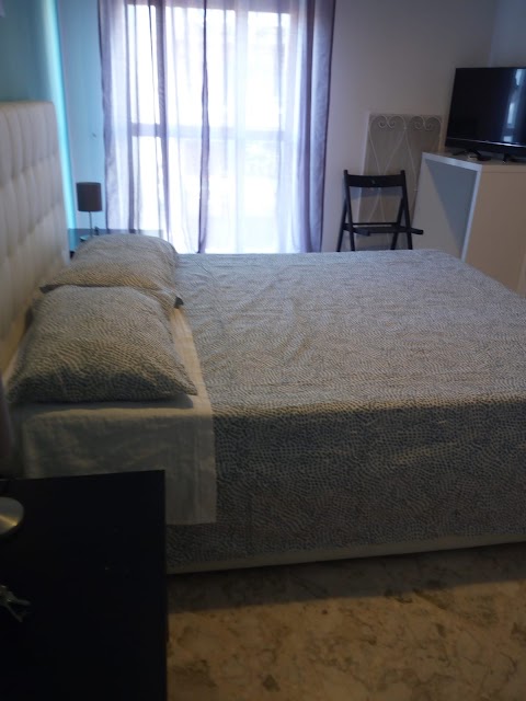 ROOM 110 -guesthouse in bari-