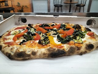 Pizzeria La Girandola pizza e pinsa romana