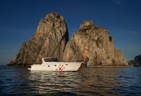 VZ Charter Tour in barca per Capri Amalfi Positano