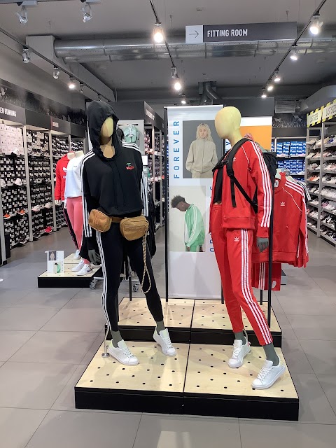 adidas Outlet Store Aiello del Friuli