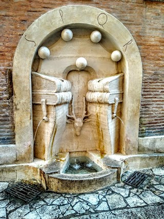 Fontana dei Libri