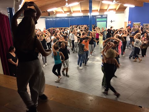 J'LATINOS DANCE STUDIO