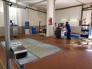 Mel Car Service: Centro Revisioni - Autofficina - Gommista - Elettrauto