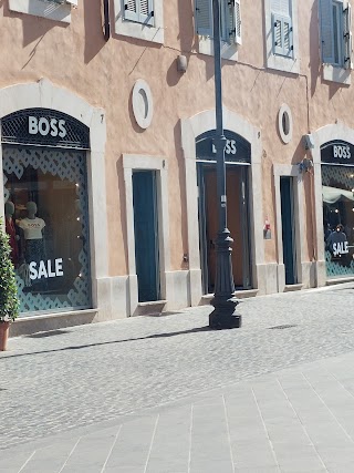 BOSS Store