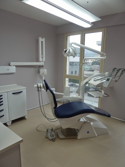 Centro Medico Odontoiatrico Linea Dentale