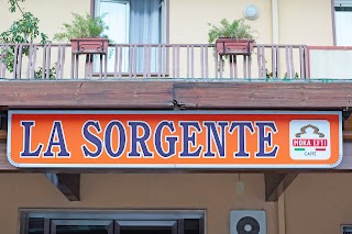 Bar La Sorgente, Specialità Cassatelle di Ricotta & Dolci Siciliani.