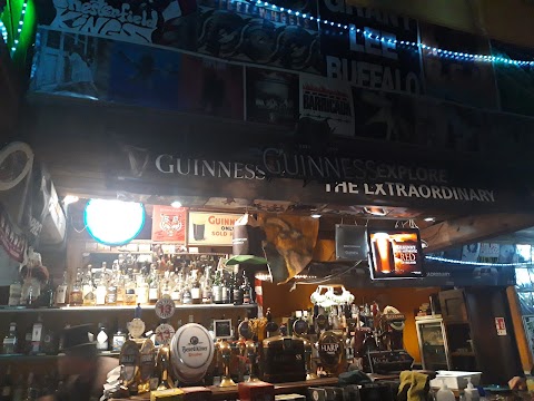 Primary Irish Pub