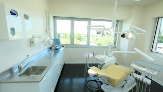 Benacus Dental Clinique - Dr. Marco Stuani