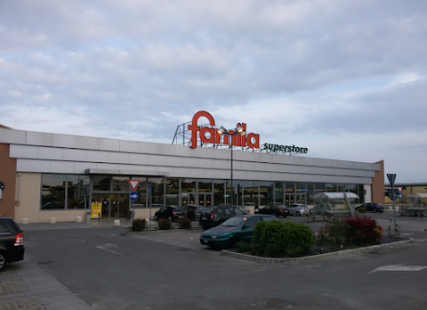 Famila Superstore Gualtieri