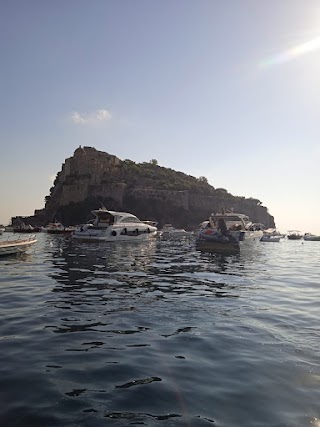 Ormeggio barche e Taxi Boat Angelo Cassano