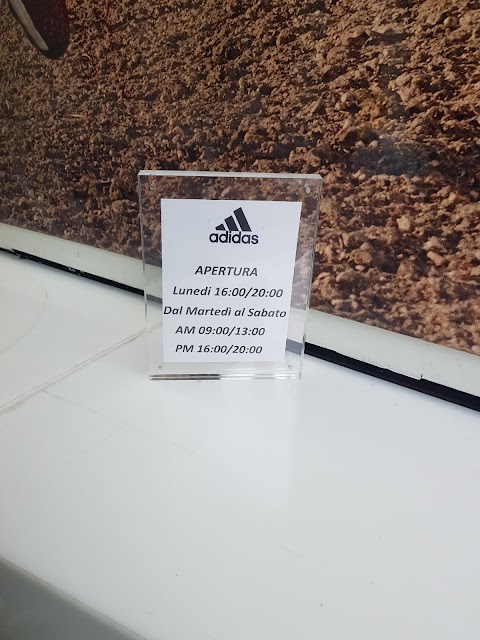 adidas Store Reggio Calabria