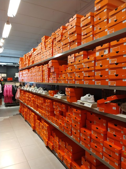 Nike Factory Store