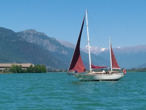 SAILING ISEO LAKE