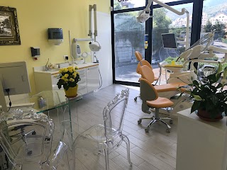 STUDIO DENTISTICO MOLINARI