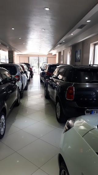 AUTOSALONE MARRAUTO AUTOVETTURE NUOVE KM0 E USATE