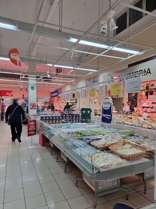 Famila Superstore