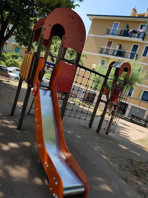 area giochi parco Puccini