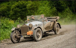 Storicar S.R.L. - Restauro auto d'epoca Poncarale