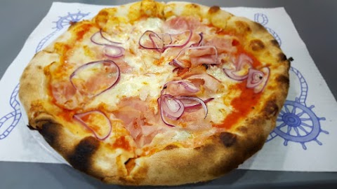 Pizza In Piazza di Giglio Agostino