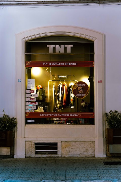 TNT Jeanswear Research